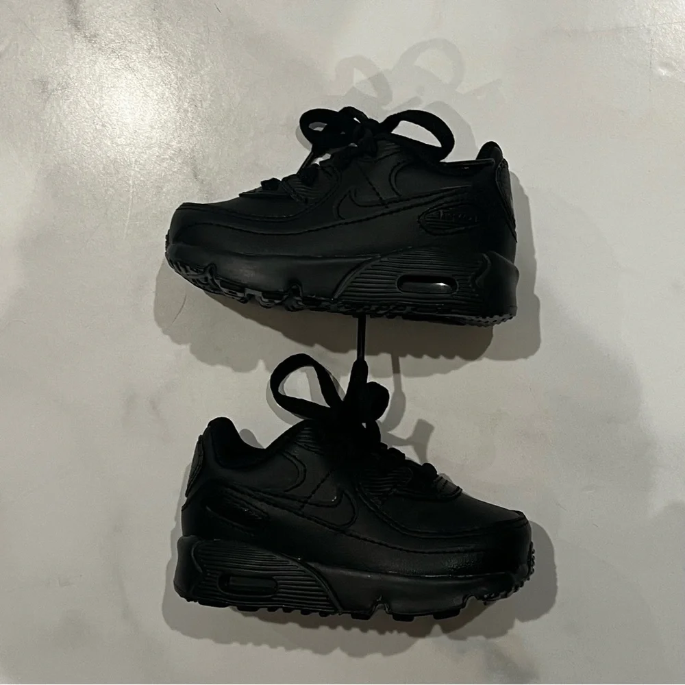 New Nike Air Max 90 LTR in Black Baby/Toddler Size 5C